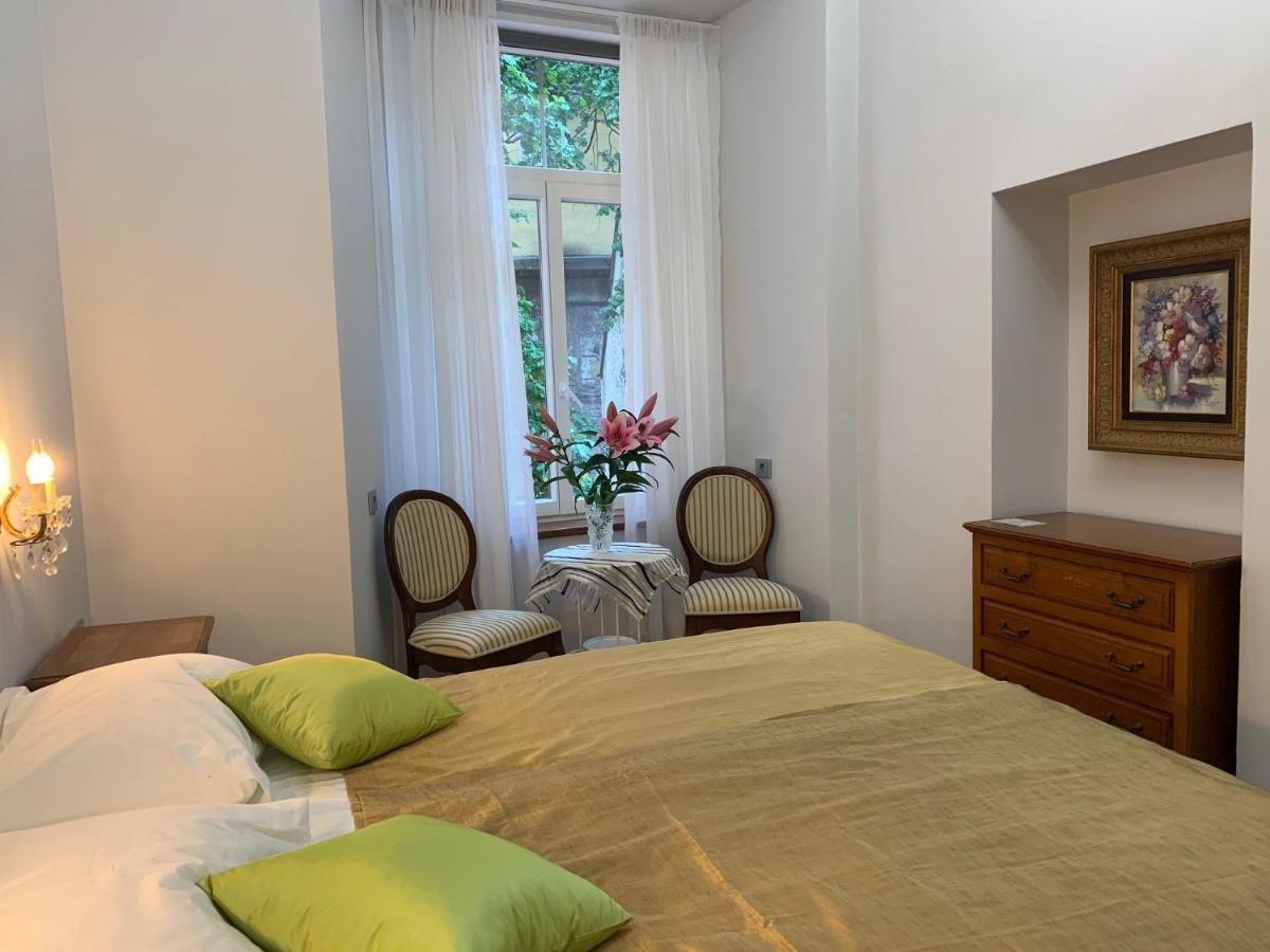 Nb Apartments Riga Old Town Luaran gambar